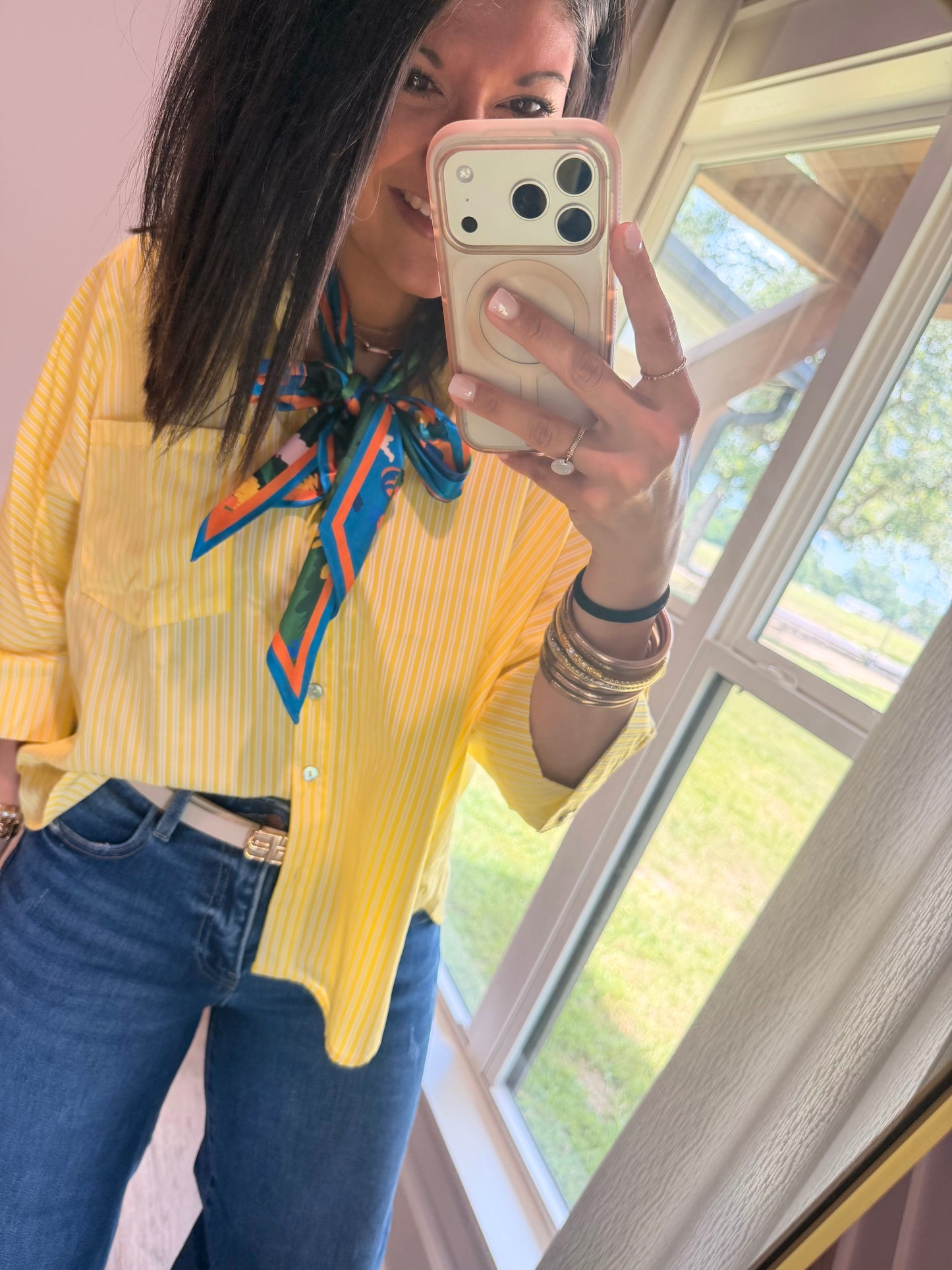 Sunshine stroll top