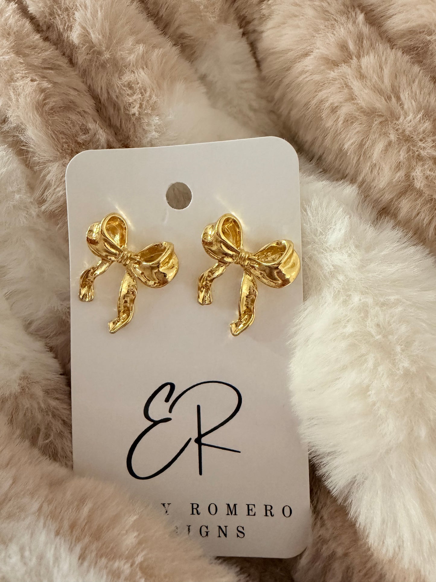 Bow Charm