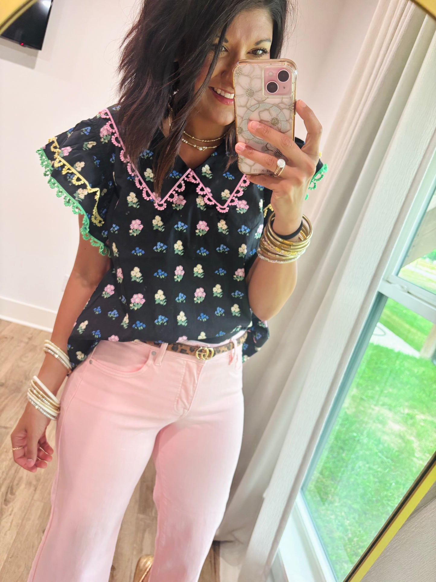 Scalloped Whit Floral Black Top