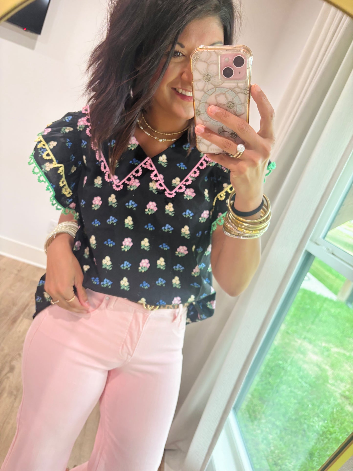 Scalloped Whit Floral Black Top