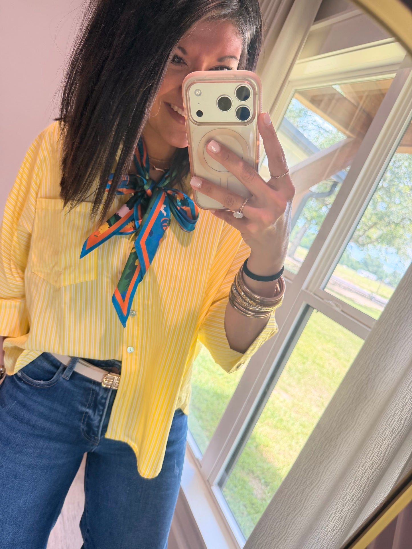 Sunshine stroll top